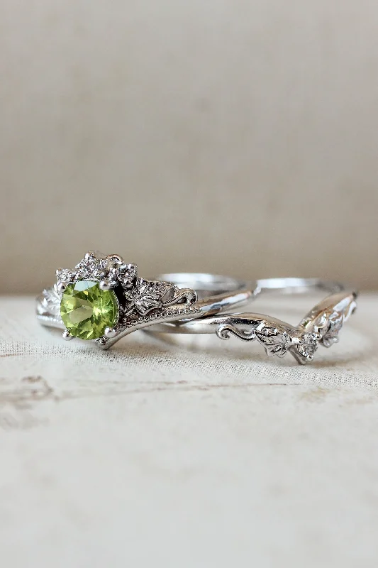 simple engagement rings for women -Bridal ring set with peridot and diamonds / Ariadne