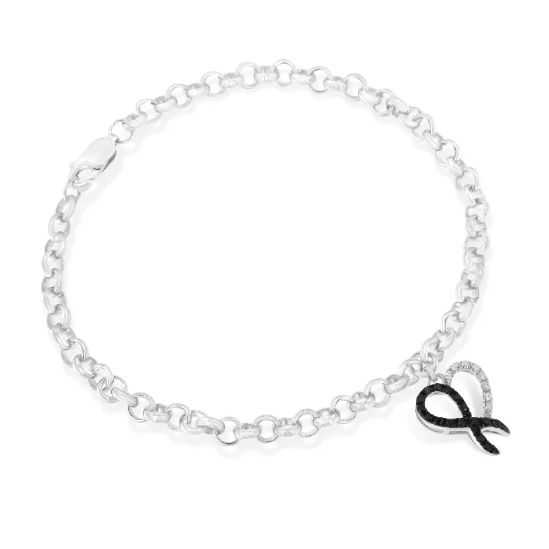 Sterling Silver 1/6ct TDW Diamond Heart Charm Bracelet