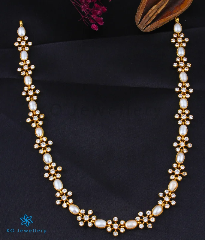 stylish chain necklaces for women -The Yajata Silver Pearl Necklace