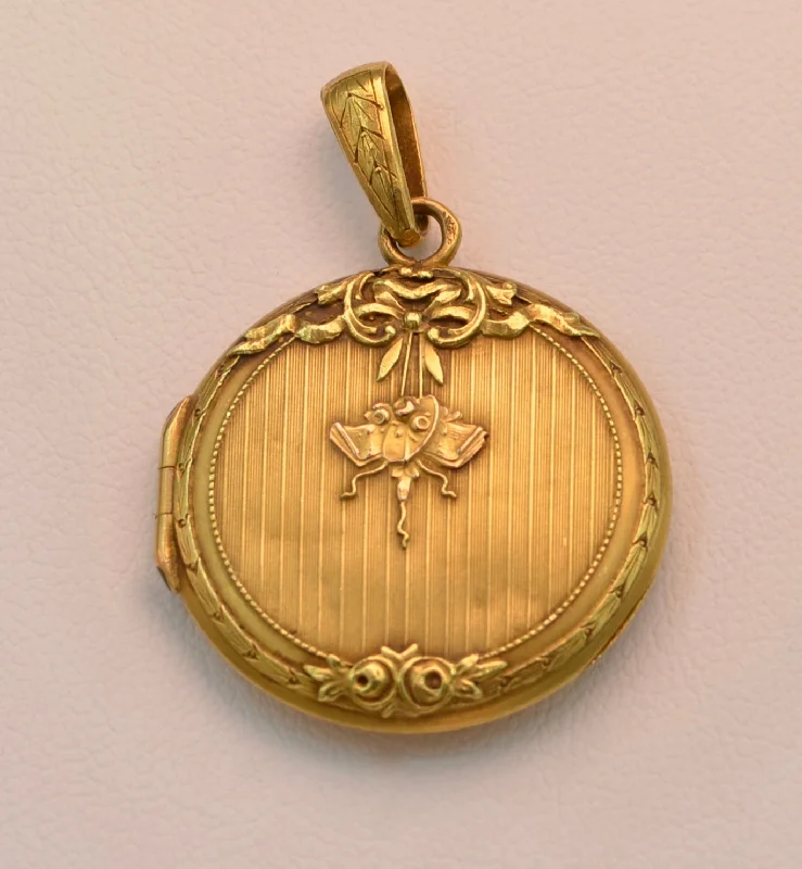 vintage gold necklaces for women -18K yellow gold, French Art Nouveau locket