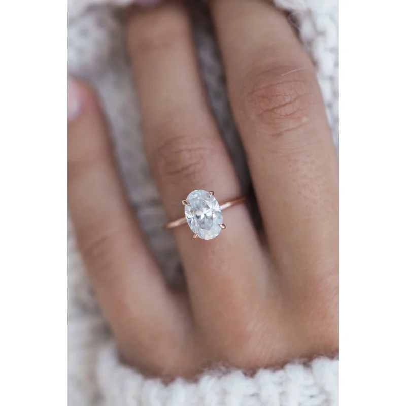 luxury engagement rings for women -2.7 CT oval  Cut Moissanite solitaire  Engagement Ring