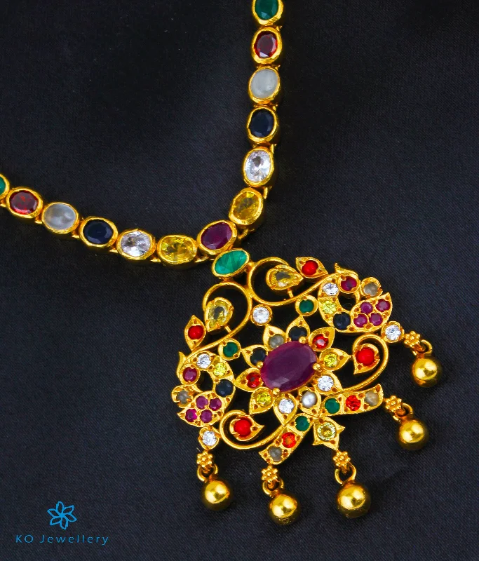 vintage style necklaces for women -The Vashist Silver Navaratna Necklace