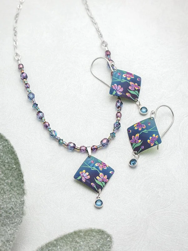 lucky charm necklaces for women -Holly Yashi Garden Sonnet Beaded Necklace