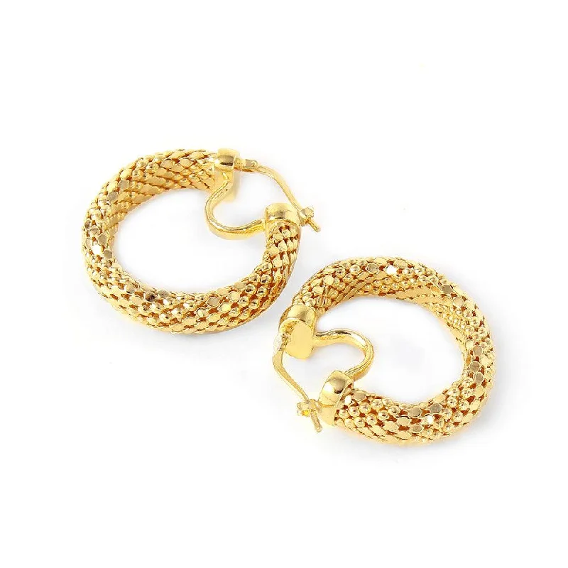 flower-shaped earrings for women -Clearance-Silver 925 Gold Plated Thin Crescent Chain-texture Earrings - ITE00060GP